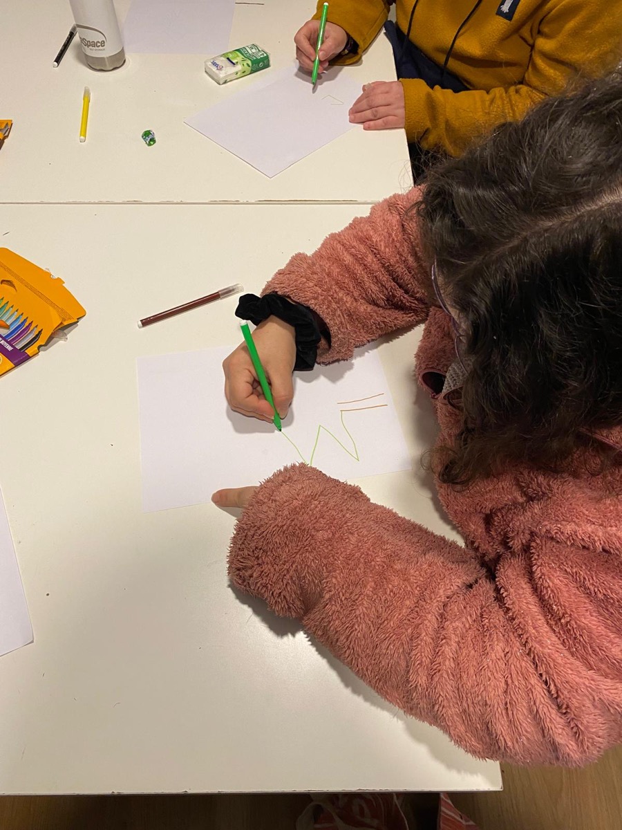 Taller d'art a la Fundació Aldaba: Començar un arbre