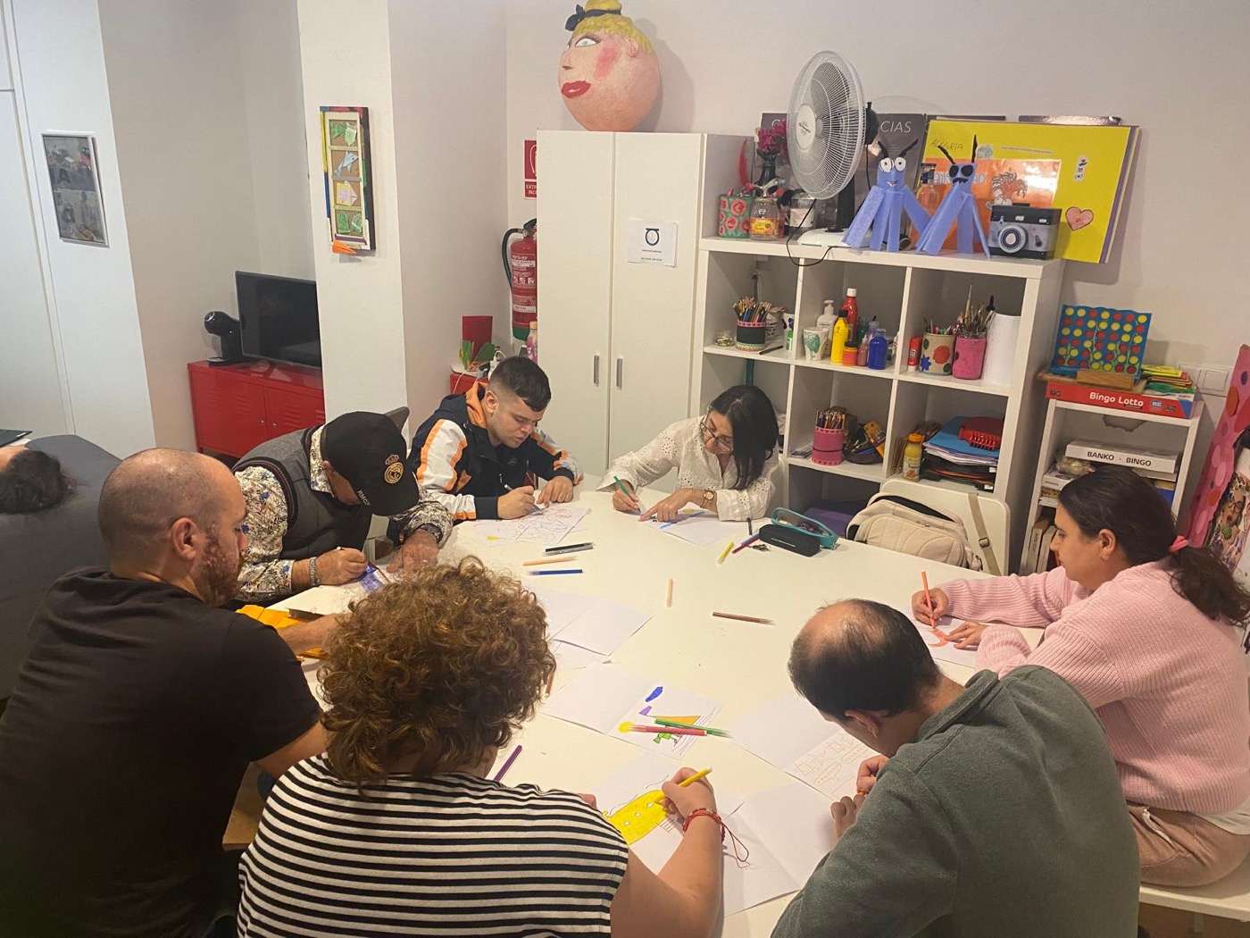 Taller de arte en la Fundació Aldaba